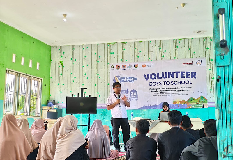  Rumah Zakat Edukasi Kebencanaan untuk Siswa SMPIT Auladina Indonesia