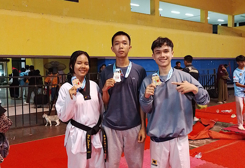  Taekwondoin Universitas Teknokrat Indonesia Juara Gubernur Cup 2025