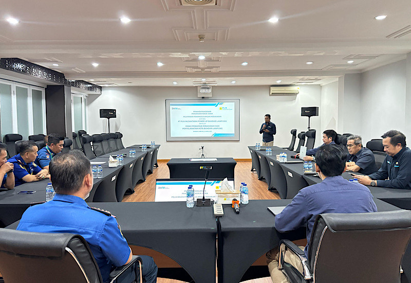  PLN Nusantara Power UP Bandar Lampung dan Dinas Pemadam Kebakaran Tandatangani MoU Penanggulangan Bencana