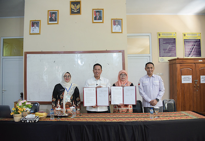  Universitas Teknokrat Indonesia Pengabdian di SMAN 10 Bandar Lampung, Mahathir Muhammad Isi Materi Kepemimpinan Pengurus OSIS