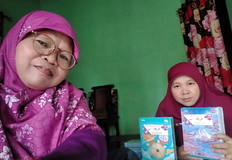  Maknai Tahun Baru Islam, Salimah Purbolinggo Bagikan Buku Tulis