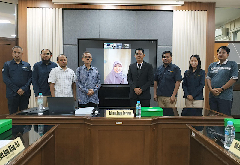  Dosen Universitas Teknokrat Indonesia Rohmat Indra Borman Raih Gelar Doktor Ilmu Komputer