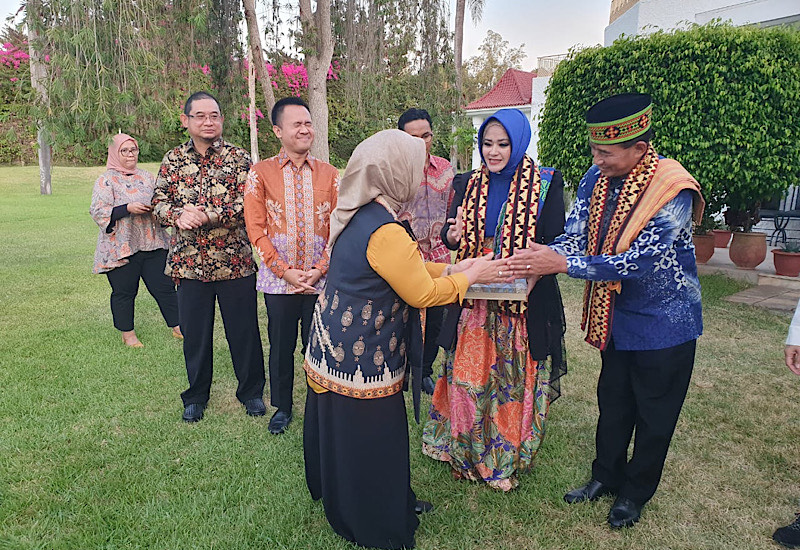 Sosialisasi Empat Pilar Kebangsaan di Maroko, Dwita Ria Gunadi Perkenalkan Tapis Lampung