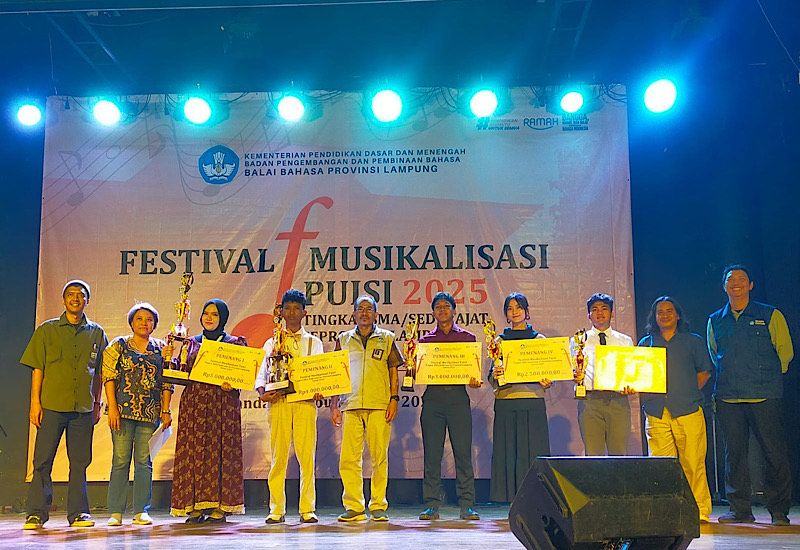  SMA Al Kautsar dan SMAN 1 Sumberjaya Wakili Lampung Festival Musikalisasi Puisi Nasional 2025
