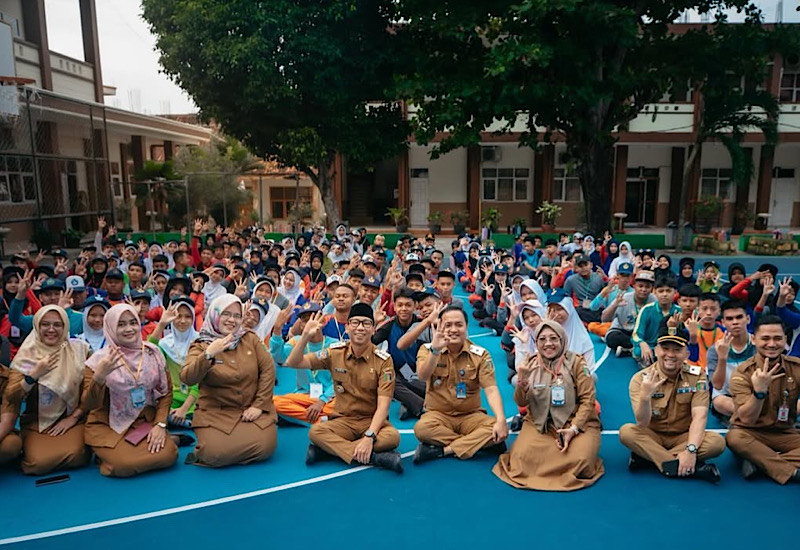 Tahun Ajaran Baru, Gubernur Lampung Rahmat Mirzani Djausal Tegaskan Tak Ada Uang Komite