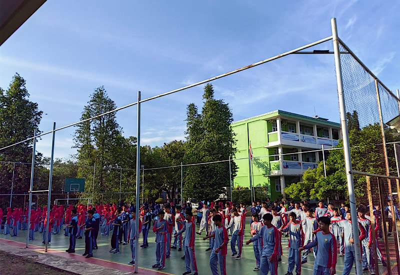  Sambut Tahun Ajaran Baru, SMAIT Daarul ‘Ilmi Bandar Lampung Gelar Senam Bersama