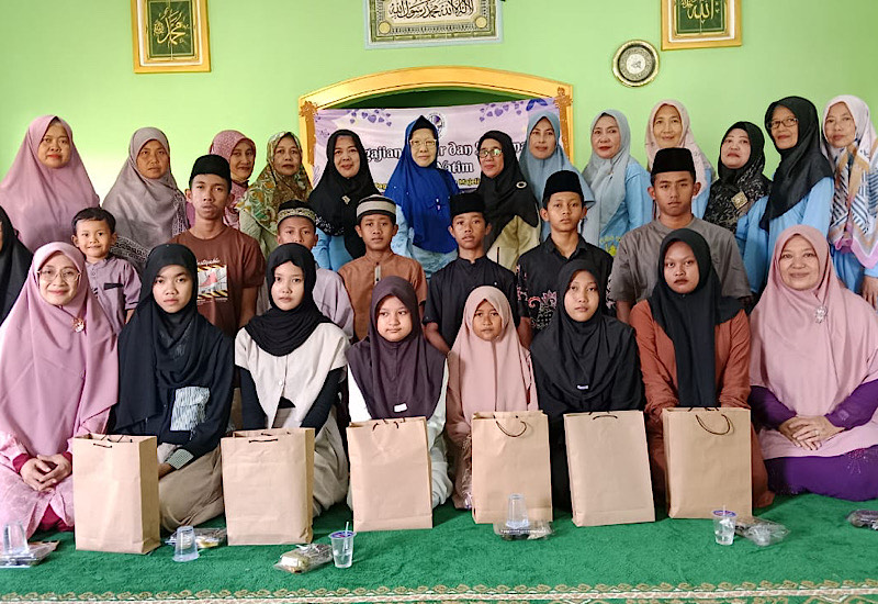  Salimah Pagelaran Santuni Anak Yatim, Loecy Antari Sampaikan Lima Tangki Cinta untuk Keluarga