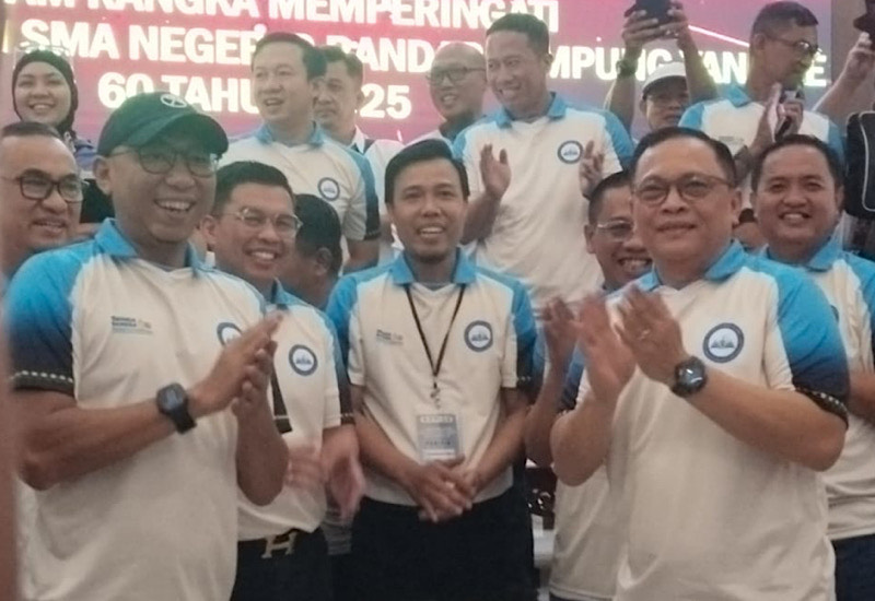  Kapolda Irjen Pol Helmy Santika Bangga dengan SMAN 2 Bandar Lampung, Sebut Wakapolda Brigjen Pol Ahmad Ramadhan Alumnus Terbaik