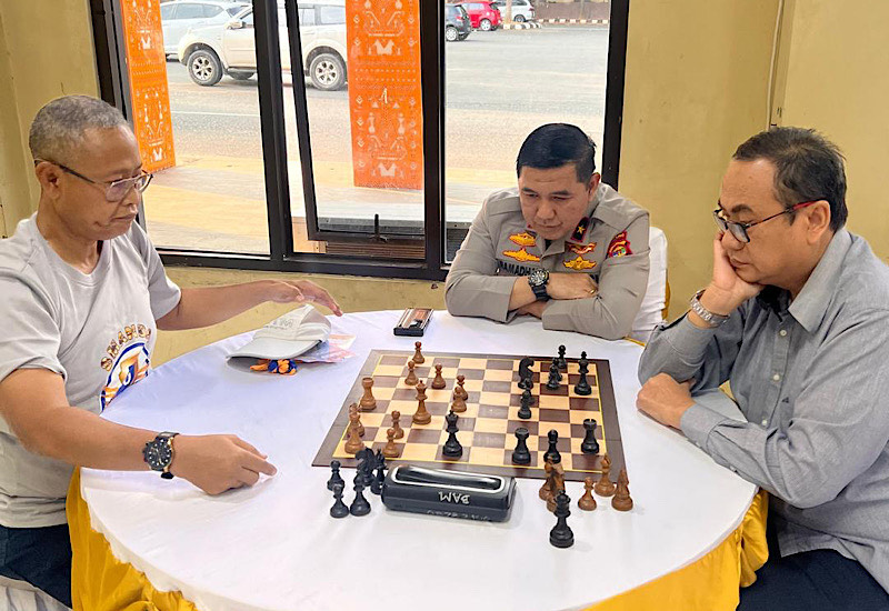  Jelang Turnamen Catur Smanda Cup HUT ke-60 SMAN 2 Bandar Lampung, Begini Penampakan Wakapolda Brigjen Pol Ahmad Ramadhan