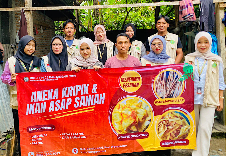  Mahasiswa Malahayati Bantu Kembangkan Produk Lokal Desa Banjarsari Wonosobo, Dari Keripik sampai Marlin Asap