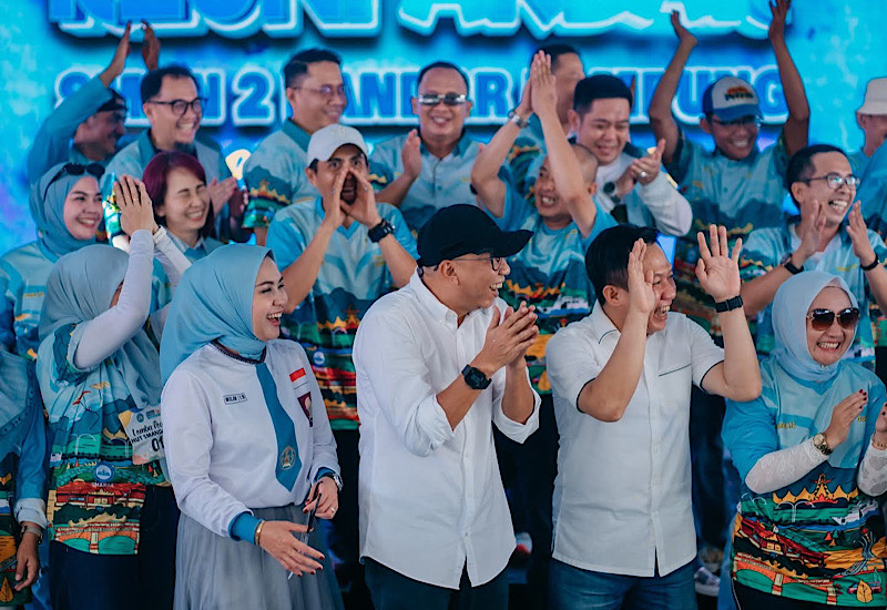  Mirza dan Marindo Terpingkal-Pingkal Dengar Yel-Yel Alumni SMAN 2 Bandar Lampung Angkatan 1997