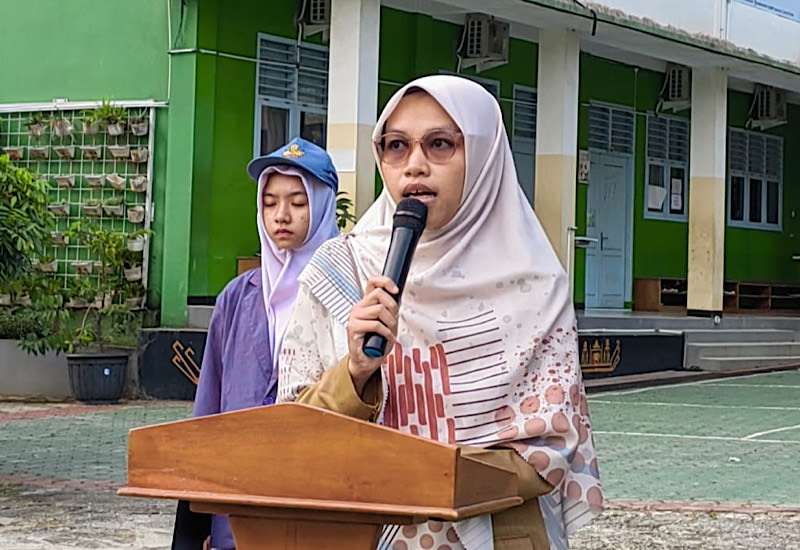  Jadi Pembina Upacara SMAIT Daarul Ilmi, Yuni Purwanti Bagi Tips Jadi Generasi Emas 2045