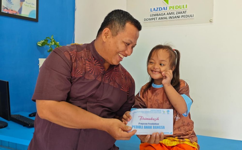  Raisya Bergembira Akhirnya Bisa Bersekolah