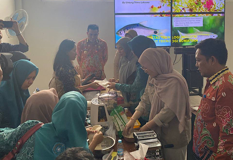 Pemanfaatan Singkong dan Ikan Wader melalui Inovasi Pangan Itera untuk Pemberdayaan Masyarakat Tubaba
