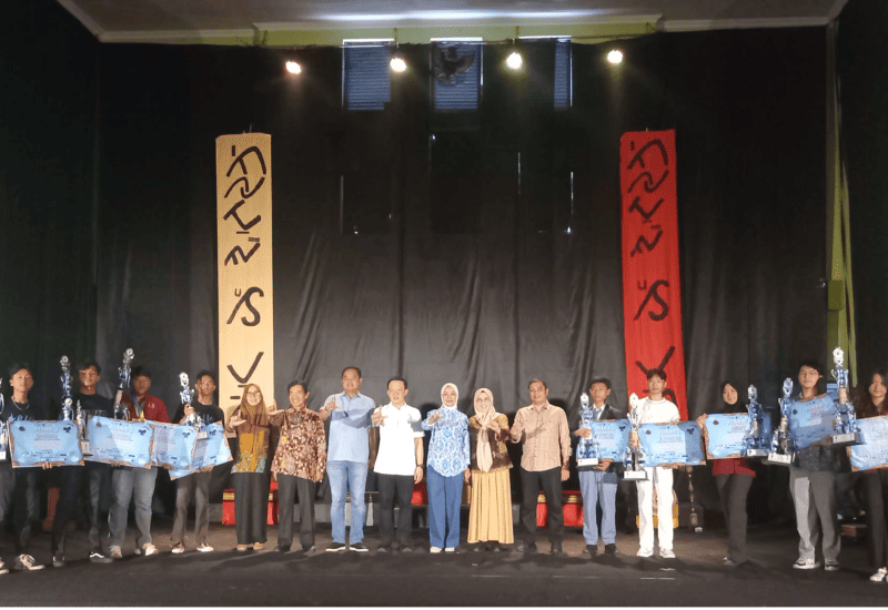  Daftar Pemenang Lomba Debat Smanda Olympic 2025 di SMAN 2 Bandar Lampung