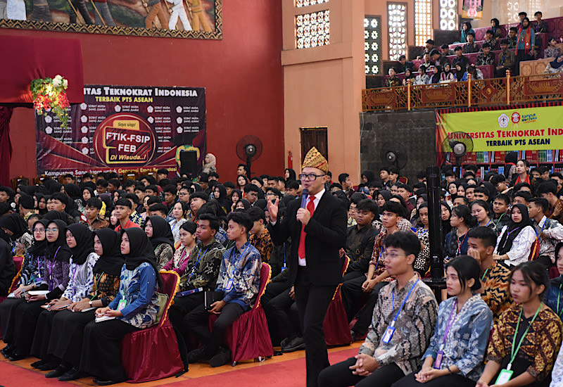  PKKMB Universitas Teknokrat Indonesia: Ryan Randy Suryono Ajak Mahasiswa Aktif Project Based Learning