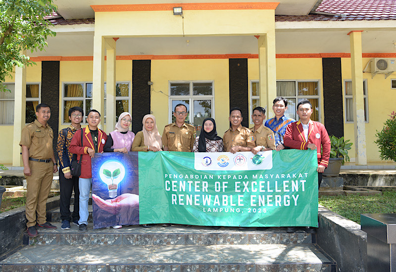  Hadirkan Teknologi Hijau, Universitas Teknokrat Indonesia Gelar Workshop Mini Solar Tracker Analog di SMKN 1 Katibung Lampung Selatan