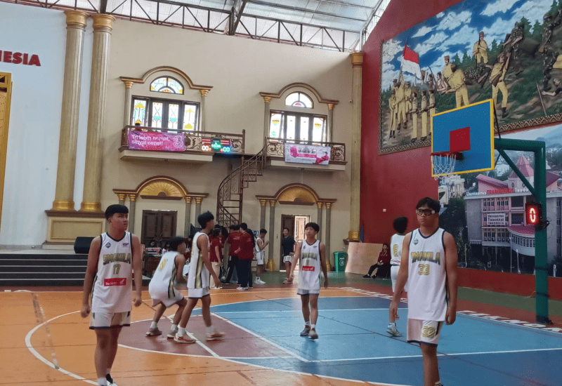  Turnamen Basket Smanda Olympic 2025 di Universitas Teknokrat Indonesia: YP Unila Taklukkan SMAN 1 Bandar Lampung