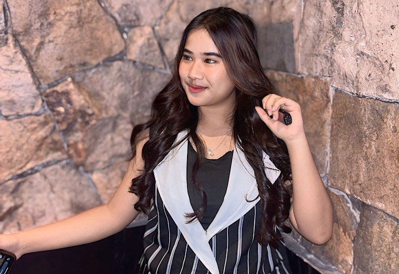  Deswita Maharani Ikuti Kontes Foto Putri Modeling Nusantara, Sekali Jajal Tidak Pakai Gagal