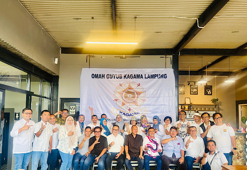  Nanang Purus Subendro Mundur, Bupati Tulangbawang Qudrotul Ikhwan Didapuk Ketua Kagama Lampung