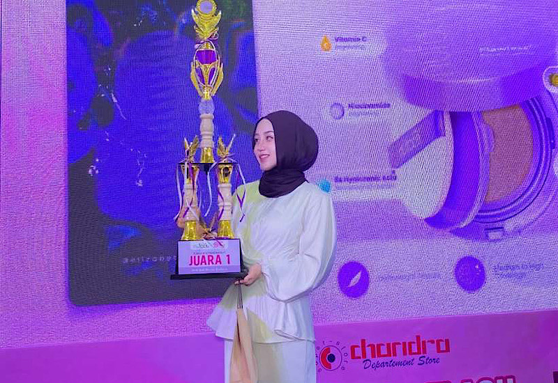  Baru 2 Minggu Jadi MUA, Annisa Nurjanah Juara I Nuface Make-Up Competition di Mal Boemi Kedaton