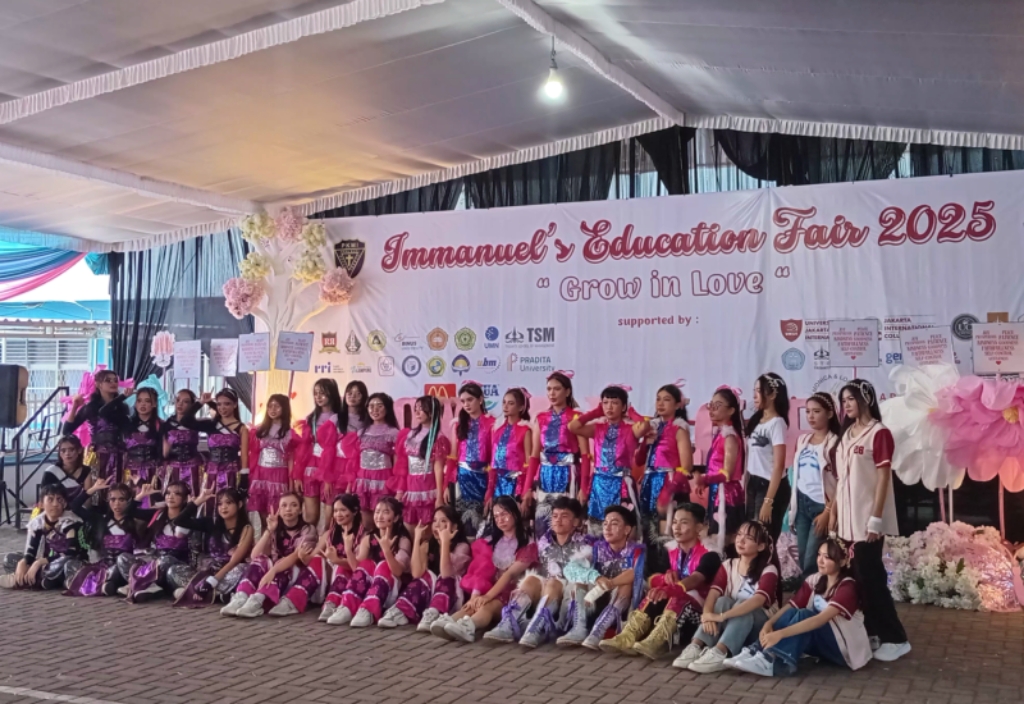  Tujuh Tim Bersaing di Lomba Modern Dance Immanuel Education Fair 2025