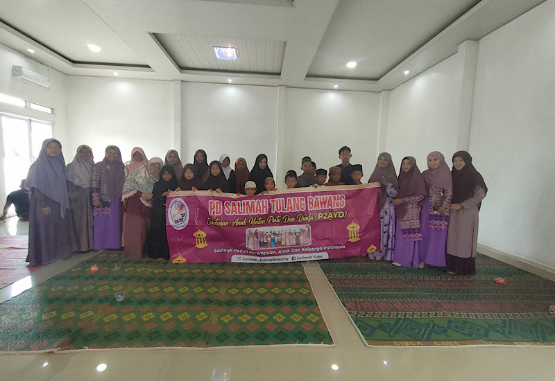  PD Salimah Tulangbawang Berbagi Kasih Bersama Anak Yatim