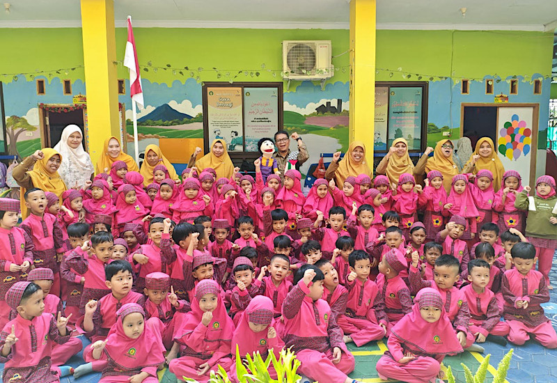  Safari Dongeng LAZDAI Didik Empati Siswa TKIT Qurrota A’yun 2