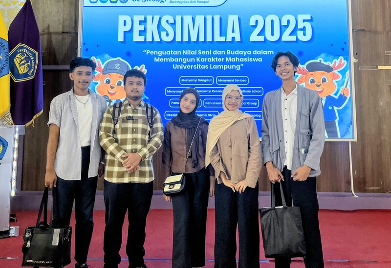  Ikuti Penulisan Puisi Peksimila 2025, Alfrida Manda Syafitri Mahasiswi Bahasa Prancis Unila Uji Kemampuan di Ruang Lebih Besar