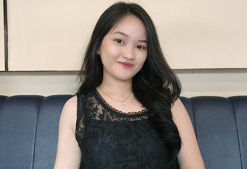  Desrina Imelda Putri Nikmati Suasana Nyaman dan Makanan Enak Foryu Caffe & Resto
