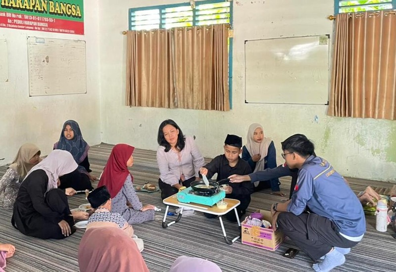  Charité en Action: Imasapra Kenalkan Budaya Prancis Lewat Demo Masak Crêpes