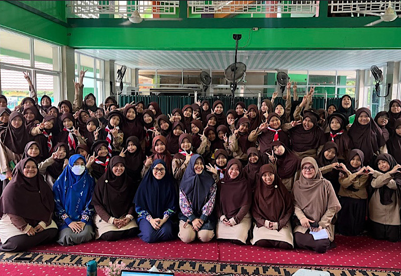  Tim Dosen Kedokteran Unila Pengabdian di SDIT Permata Bunda II, Usung Tema Edukasi Vaksinasi Kanker Serviks