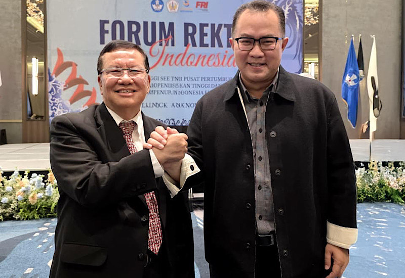  Seminar Forum Rektor Indonesia, Nasrullah Yusuf Moderator Kepala BRIN Arif Satria
