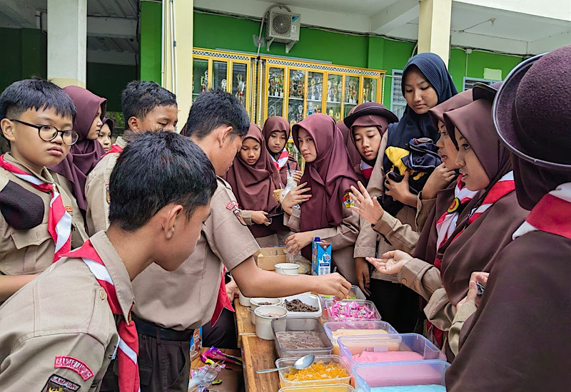  Jiwa Kewirausahaan Siswa, SMPIT Daarul ‘Ilmi Bandar Lampung Sukses Gelar Market Day