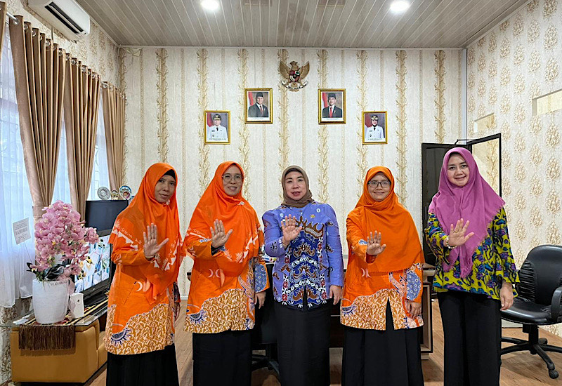  Bidang Perempuan dan Keluarga PKS Lampung Silaturahmi Kepala Dinas Pemberdayaan Perempuan dan Perlindungan Anak Hanita Fahrial