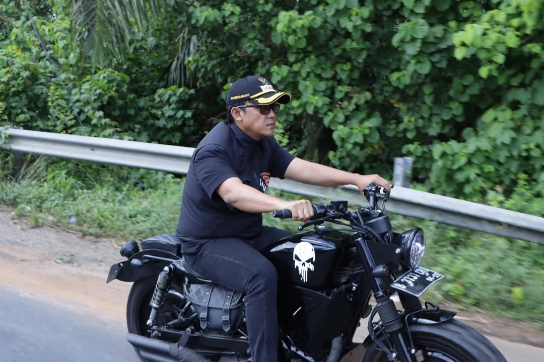 ARDITO WIJAYA, Dokter Muda yang  Integritas: Profil Bupati Lampung Tengah yang Diciduk KPK