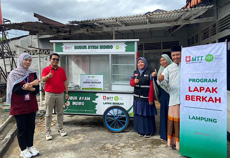  Lapak Berkah Kolaborasi Majelis Telkomsel Taqwa-IZI: Penerima Manfaat Terharu, Doakan Muzaki Dilimpahkan Rezeki
