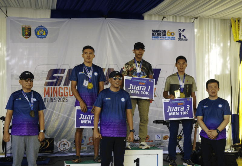  Tiga Pelari Pria Tercepat Warnai Podium 10K Smanda Run 2025