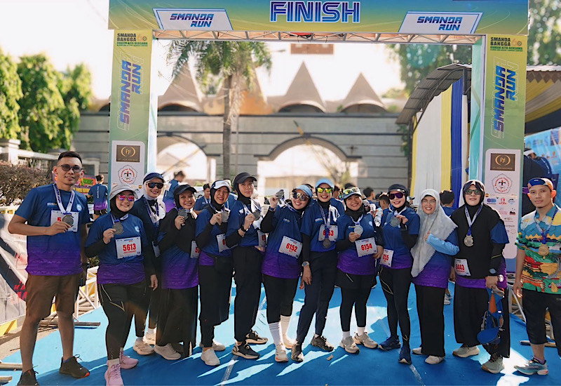  Agak Laen! Rusli Ismail Alumnus SMAN 2 Bandar Lampung Tahun 1997 Pilih Kenakan Jersey Angkatan di Smanda Run 2025