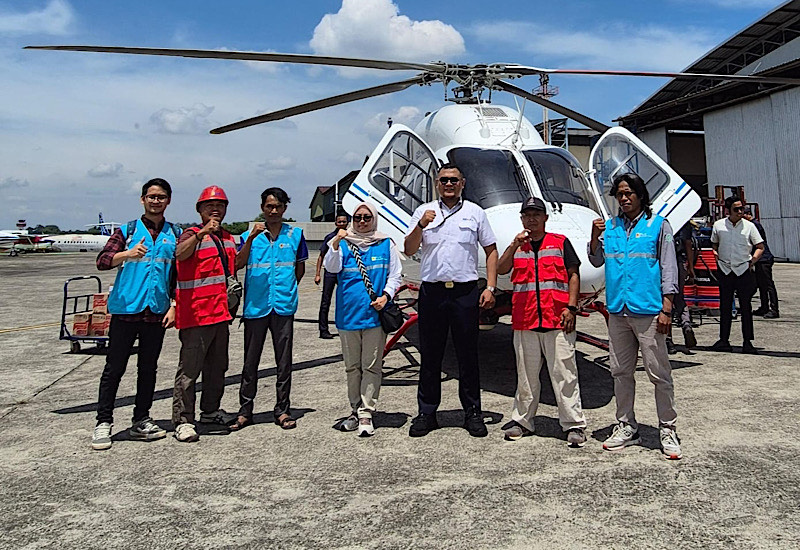  PLN Nusantara Power Kerahkan Helikopter Tembus Isolasi