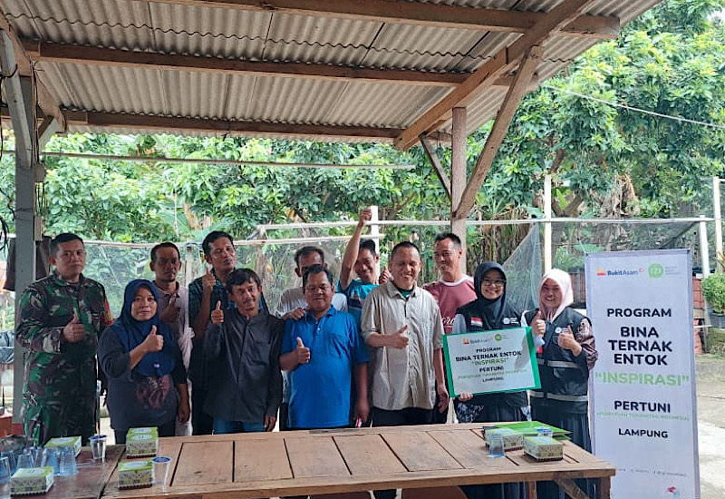  Bukit Asam-IZI Lampung Luncurkan Bina Ternak Entok Persatuan Tunanetra Indonesia