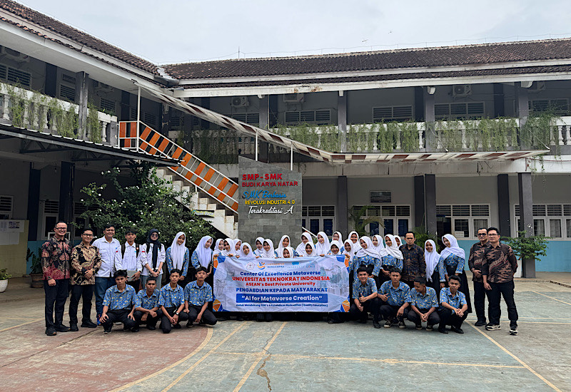  Universitas Teknokrat Indonesia Kenalkan AI for Metaverse Creation di SMK Budi Karya Natar