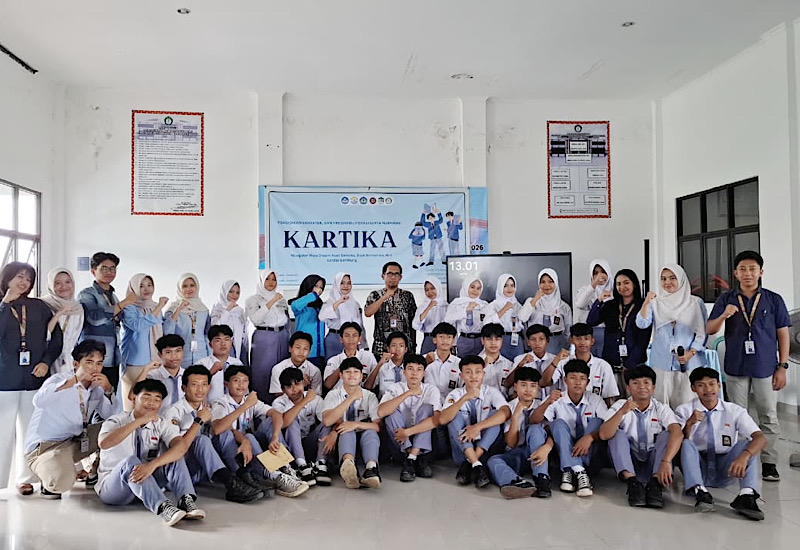  Lokakarya Literasi dan Numerasi Tingkatkan Minat Baca Siswa SMKS Bina Latih Karya Bandar Lampung