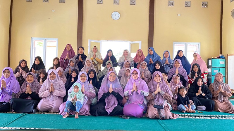  Salimah Pringsewu Gelar Kajian Rutin Secara Hybrid, Ustazah Yosi Sampaikan Empat Benteng Aman untuk Anak