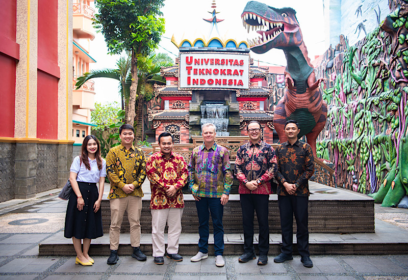  Universitas Teknokrat Indonesia Gelar IT Academy “Professional Track in Computer Science”, Penguatan Kolaborasi dengan QASPIR International & San Francisco Bay University