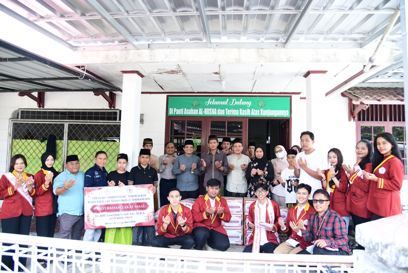  Universitas Teknokrat Indonesia Serahkan Zakat Mal ke Panti Asuhan Al Husna