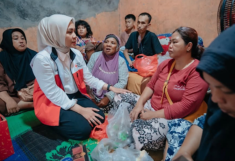  Keluarga Korban Meninggal Dunia akibat Banjir di Rajabasa Dapat Santunan PMI Lampung Pimpinan Purnama Wulan Sari