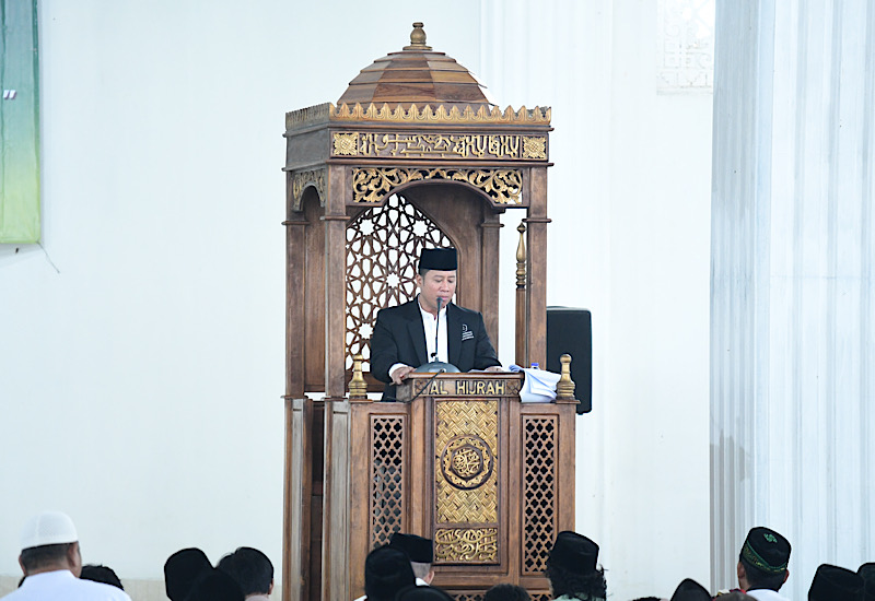  Isi Khotbah Wakil Rektor Universitas Teknokrat Indonesia Mahathir Muhammad pada Salat Id Perdana di Masjid Agung Al Hijrah Kota Baru Lampung