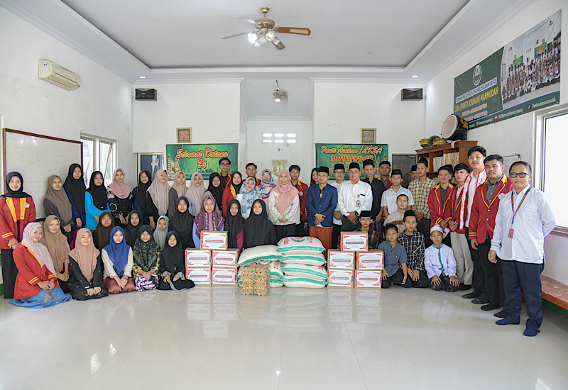  Universitas Teknokrat Indonesia Salurkan Zakat Mal ke Panti Asuhan Mahmudah