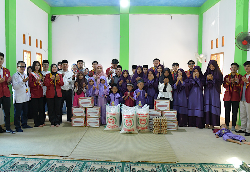  Universitas Teknokrat Indonesia Salurkan Zakat Mal ke Panti Asuhan Putri Azizah
